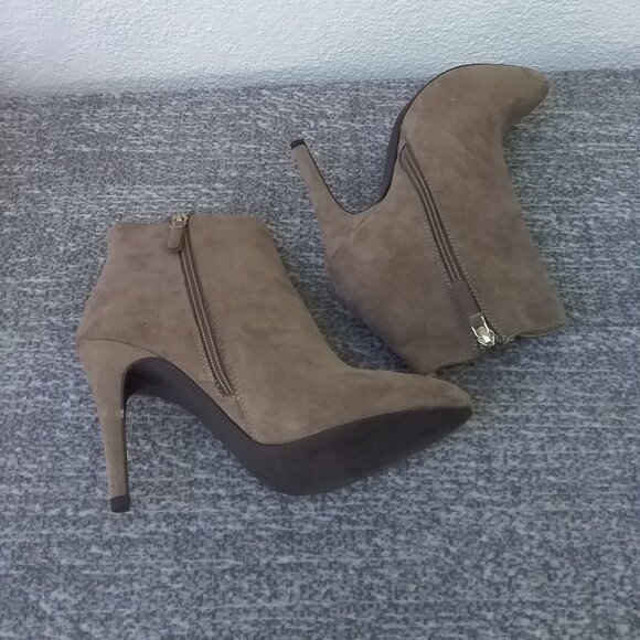 Nine Werst Boots Women's 7.5M Taupe inside zipper Olivia3Y High Heel Ankle Boots - Picture 5 of 9